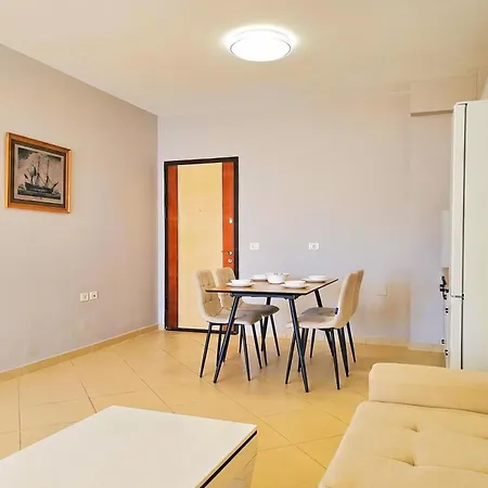 Happy Ilir 214 /w Sea View Balcony - Happy Apartment *